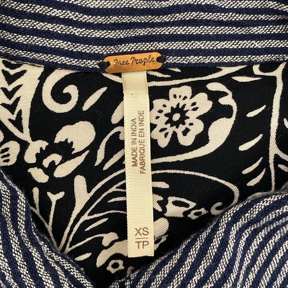 Free people button down - Picture 2 of 11